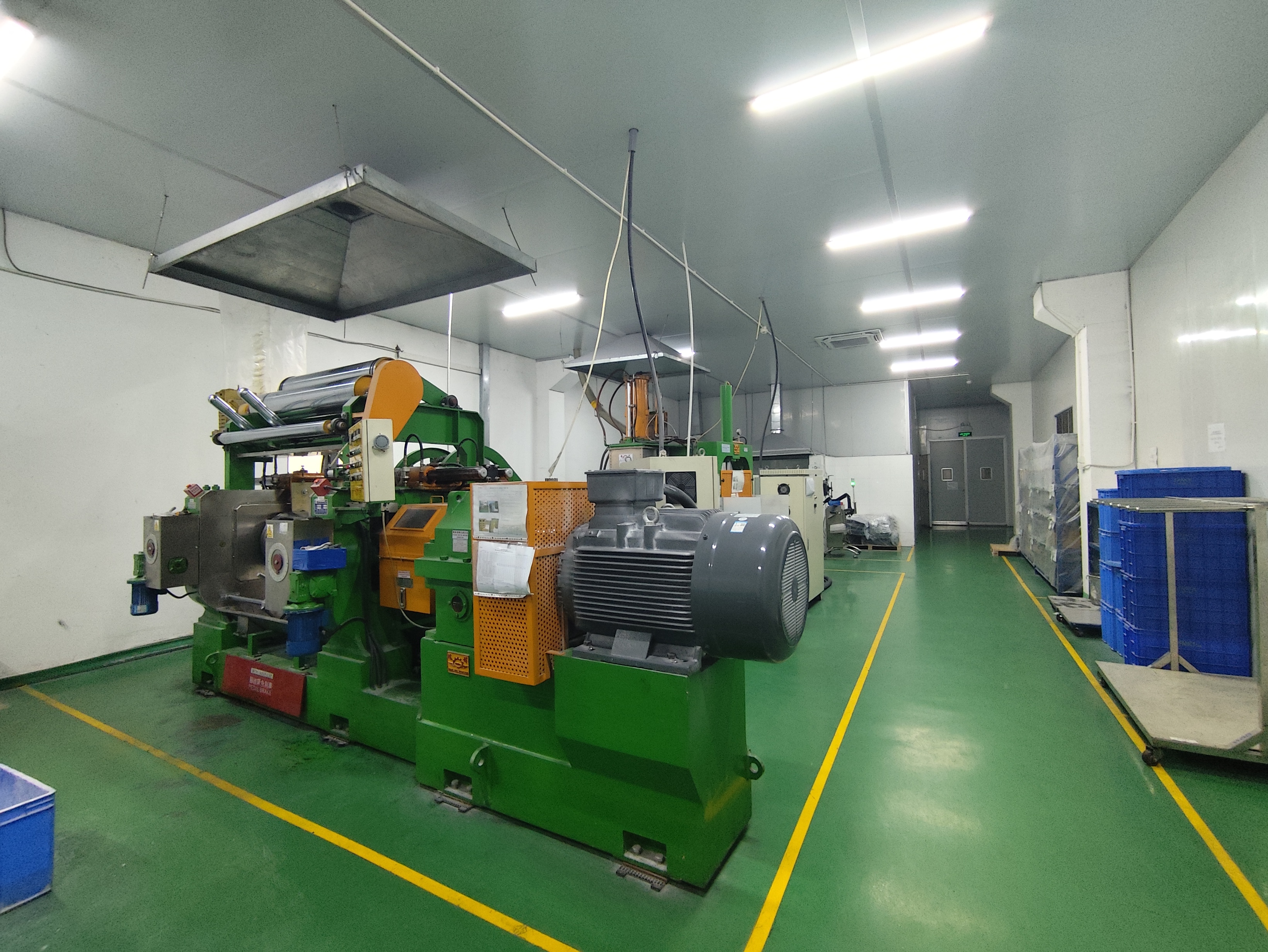 2 Roll Mill machine 1